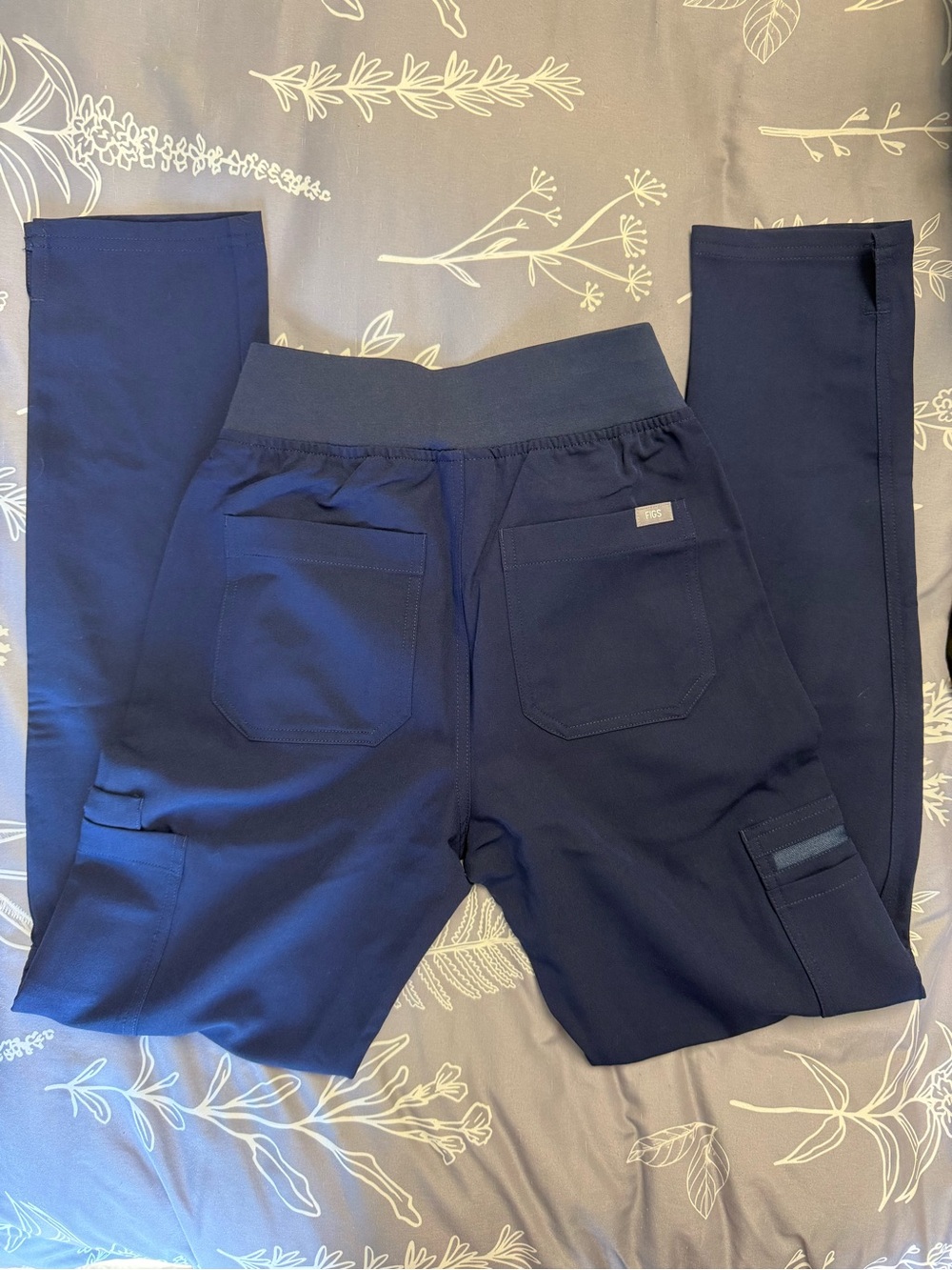 Figs scrub pants 3 pair
